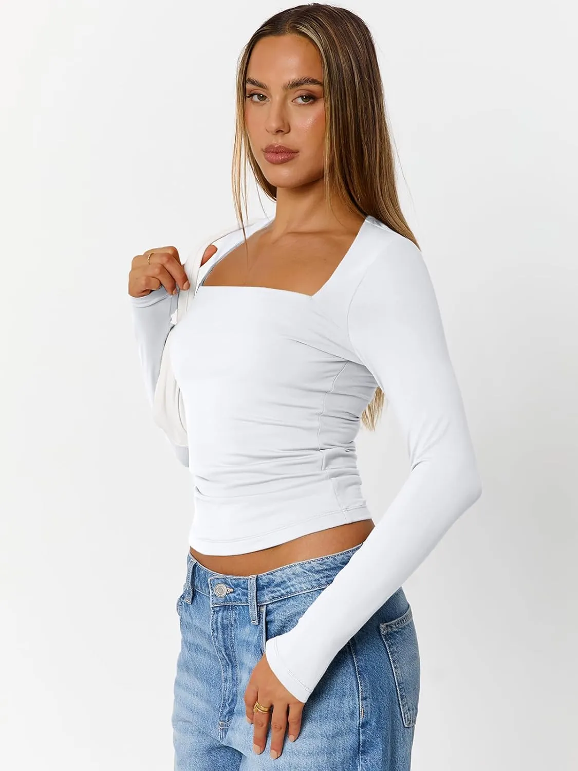 Trendy Queen Womens Long Sleeve Shirts Square Neck Crop Tops Going Out Clothes Cute Workout Fall Fashion Outfits 2025